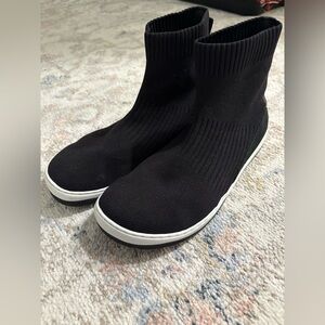 Groundies Kobe boots 7